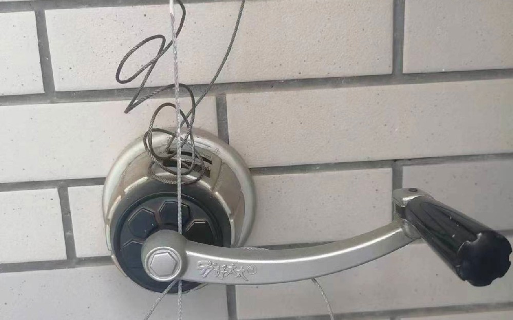 重庆龙湖西苑晾衣架维修